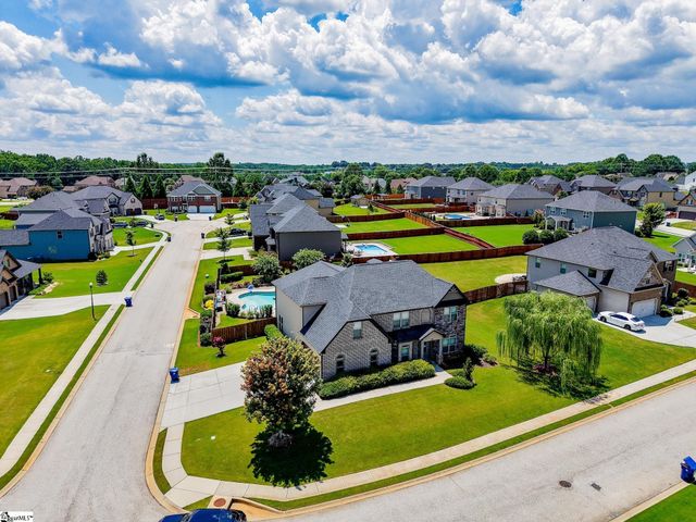 214 E Longfield Lane, Woodruff, SC 29388