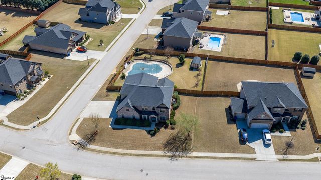 214 E Longfield Lane, Woodruff, SC 29388