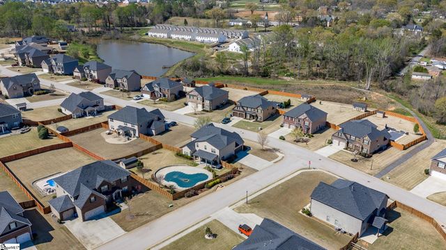 214 E Longfield Lane, Woodruff, SC 29388