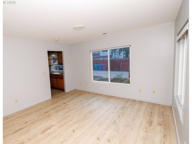 3020 Se 90TH Pl, Portland, OR 97266