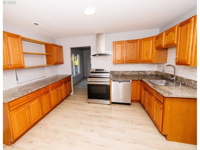 3020 Se 90TH Pl, Portland, OR 97266