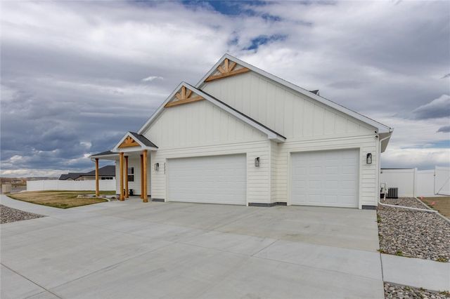2231 River Agate Lane, Billings, MT 59106