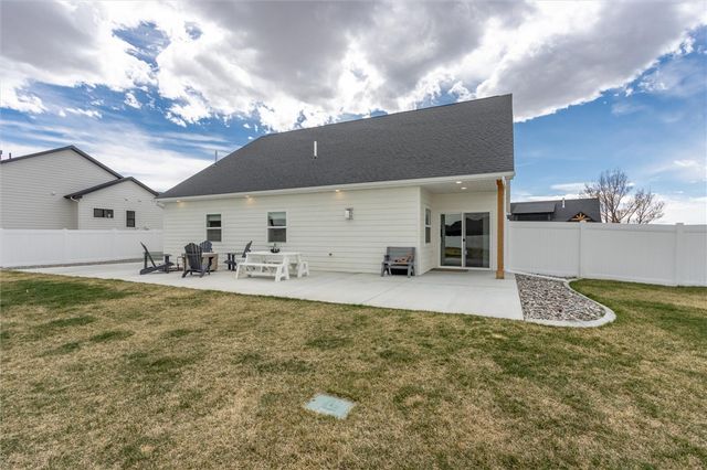 2231 River Agate Lane, Billings, MT 59106