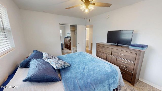 328 Slayton Avenue u, South Daytona, FL 32119