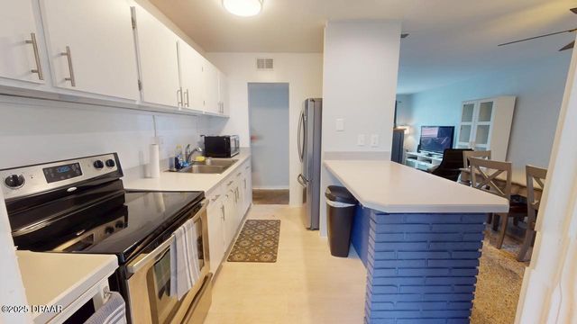 328 Slayton Avenue u, South Daytona, FL 32119