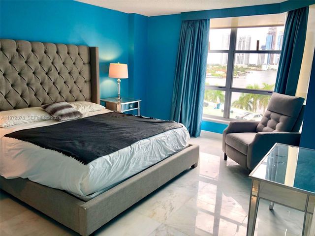 3600 Mystic Pointe Dr 815, Aventura, FL 33180