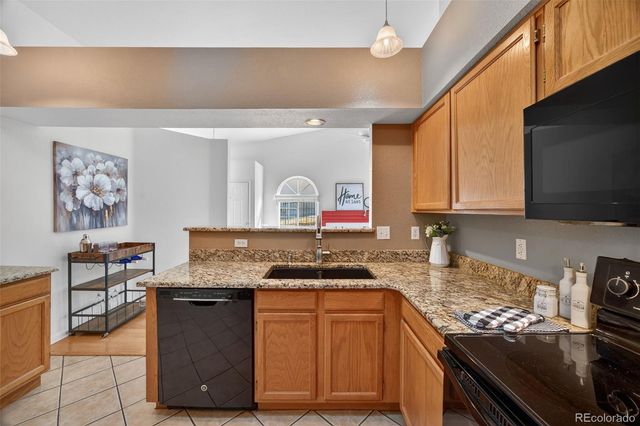 6739 Zenobia Loop 3, Westminster, CO 80030