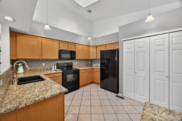 6739 Zenobia Loop 3, Westminster, CO 80030