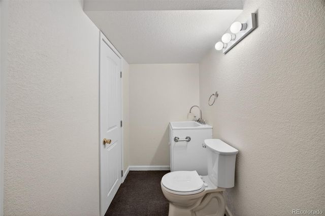 6739 Zenobia Loop 3, Westminster, CO 80030