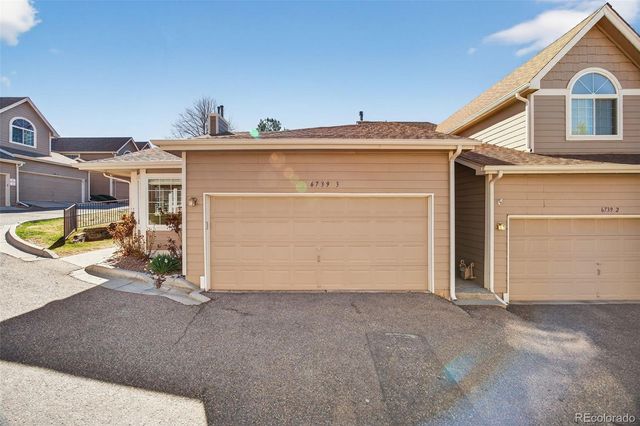 6739 Zenobia Loop 3, Westminster, CO 80030