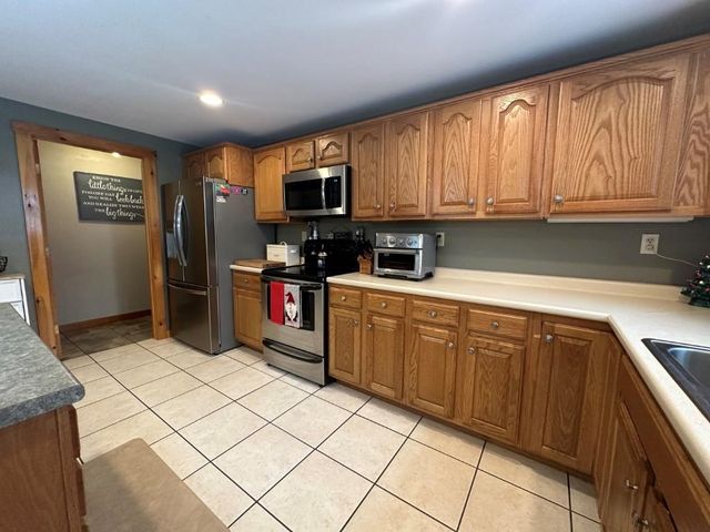 1100 Route 12A, Surry, NH 03431