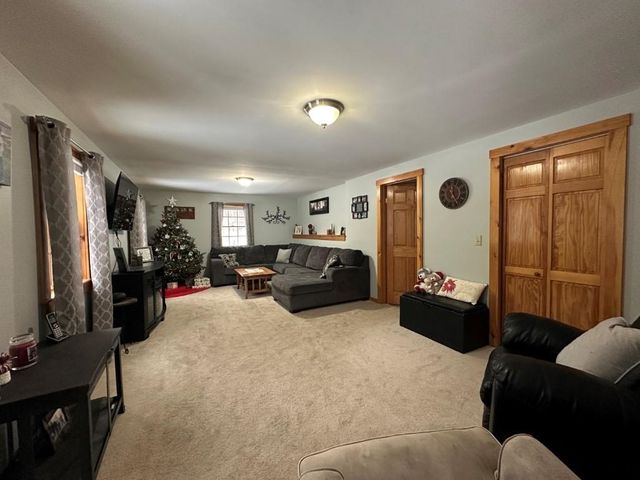 1100 Route 12A, Surry, NH 03431