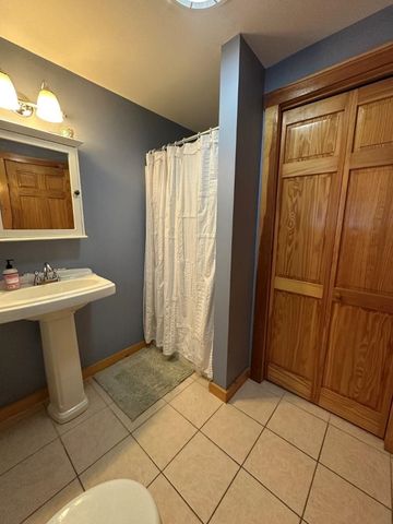 1100 Route 12A, Surry, NH 03431