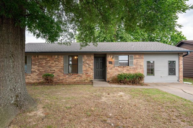 6608 Delhaven Drive, North Little Rock, AR 72117