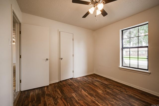 6608 Delhaven Drive, North Little Rock, AR 72117