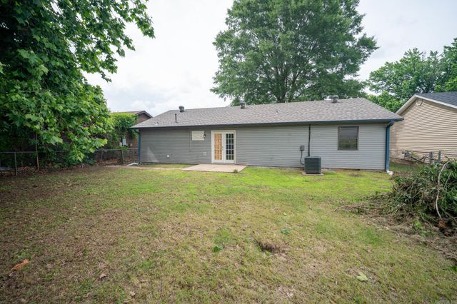 6608 Delhaven Drive, North Little Rock, AR 72117