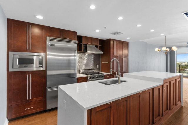 1120 E KENNEDY BOULEVARD 1221, Tampa, FL 33602