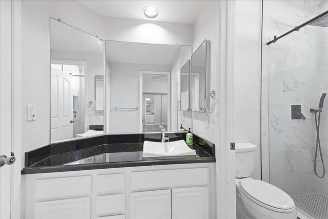 901 Clearwood Avenue, Riverside, CA 92506