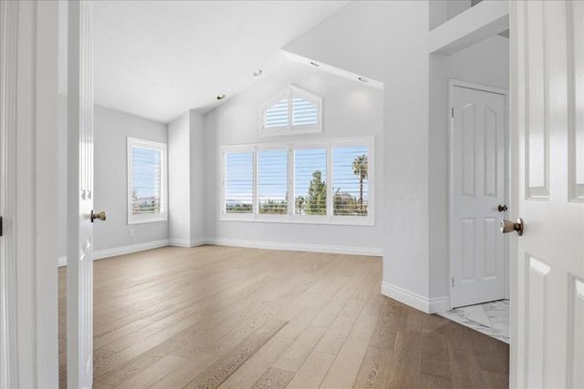 901 Clearwood Avenue, Riverside, CA 92506