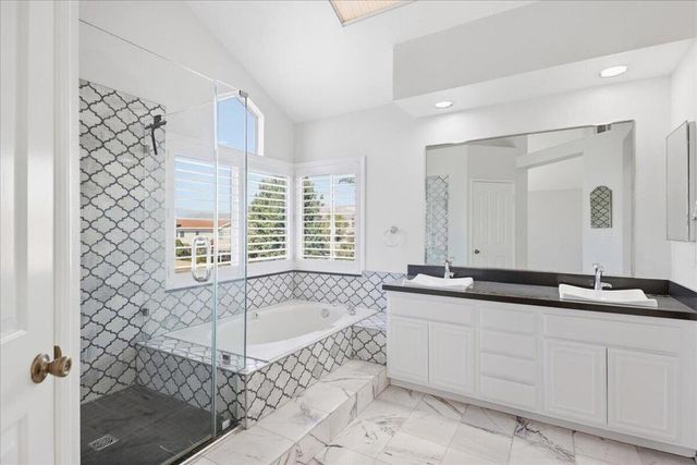 901 Clearwood Avenue, Riverside, CA 92506