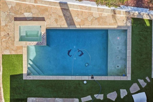 901 Clearwood Avenue, Riverside, CA 92506