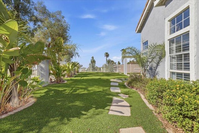 901 Clearwood Avenue, Riverside, CA 92506