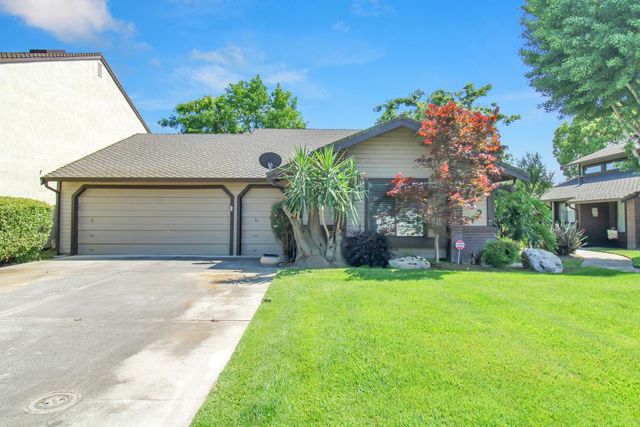 762 E Milgeo Ave, Ripon, CA 95366