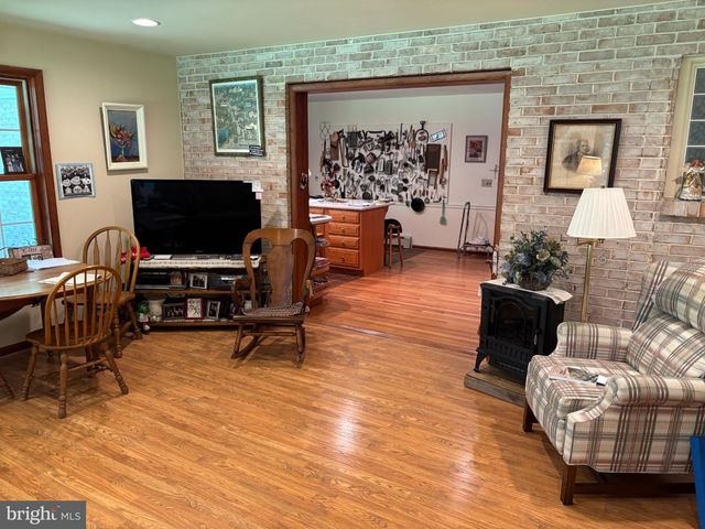 237 TIMBER RD, Mount Gretna, PA 17064