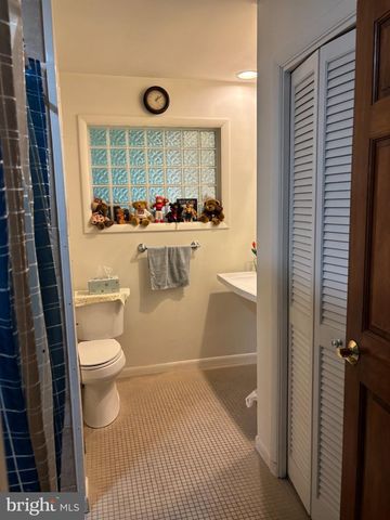 237 TIMBER RD, Mount Gretna, PA 17064