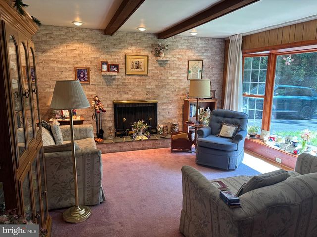 237 TIMBER RD, Mount Gretna, PA 17064