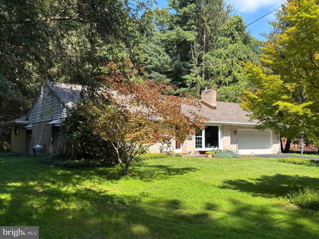 237 TIMBER RD, Mount Gretna, PA 17064
