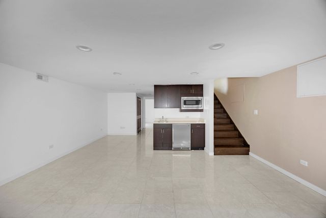 9059 Oneill Drive, Burr Ridge, IL 60527