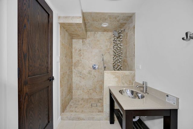 9059 Oneill Drive, Burr Ridge, IL 60527