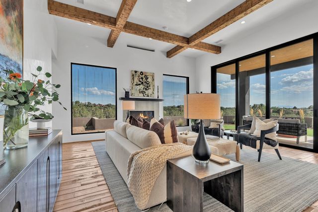 23 Windridge, Santa Fe, NM 87506