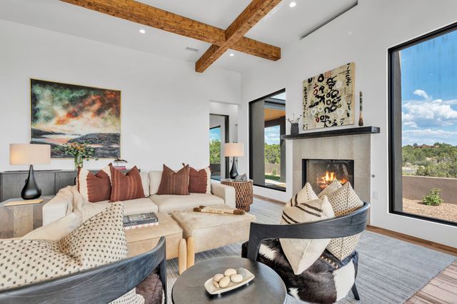 23 Windridge, Santa Fe, NM 87506