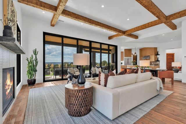 23 Windridge, Santa Fe, NM 87506