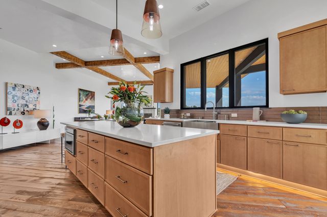 23 Windridge, Santa Fe, NM 87506