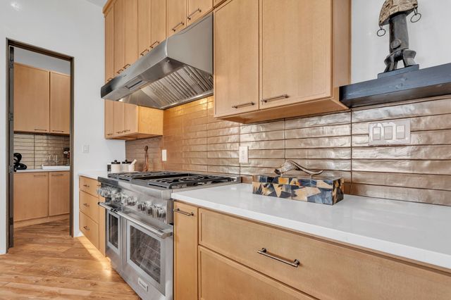 23 Windridge, Santa Fe, NM 87506