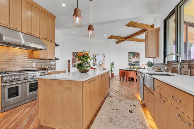 23 Windridge, Santa Fe, NM 87506