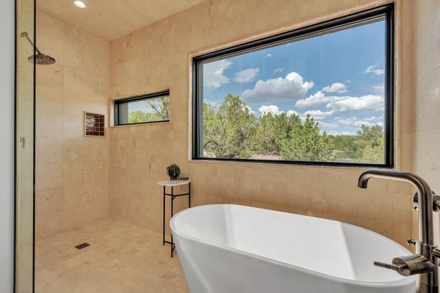 23 Windridge, Santa Fe, NM 87506