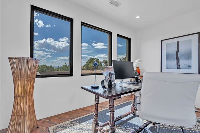 23 Windridge, Santa Fe, NM 87506