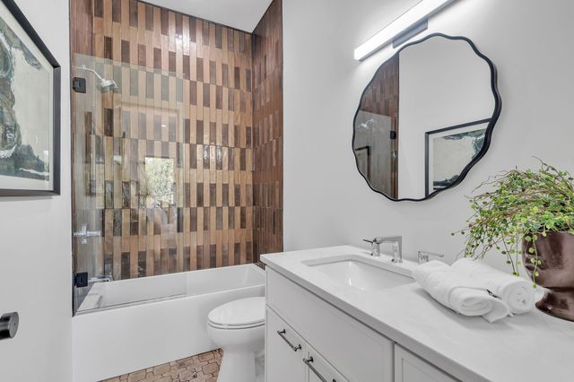 23 Windridge, Santa Fe, NM 87506