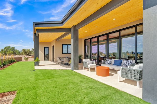 23 Windridge, Santa Fe, NM 87506
