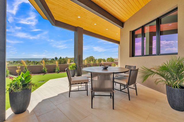 23 Windridge, Santa Fe, NM 87506
