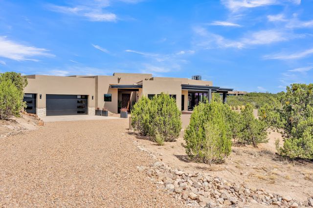 23 Windridge, Santa Fe, NM 87506