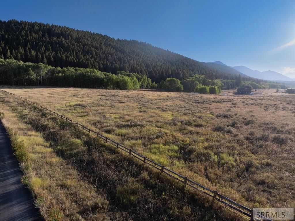 Image 10 of property listing at 3721 Red Rock Road, Island Park, ID 83429