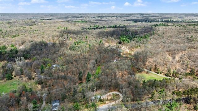 8965 Vergennes Street, Ada, MI 49301