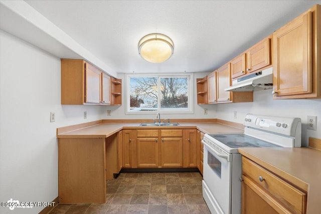 204 Patterson Street, Anchorage, AK 99504