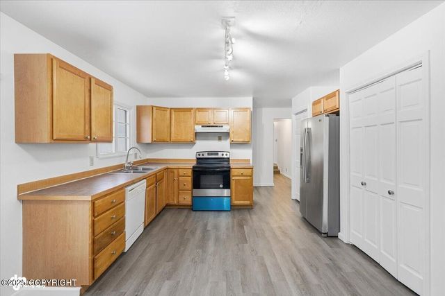 204 Patterson Street, Anchorage, AK 99504