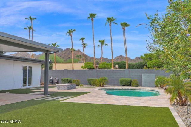 2502 E NORTH Lane, Phoenix, AZ 85028